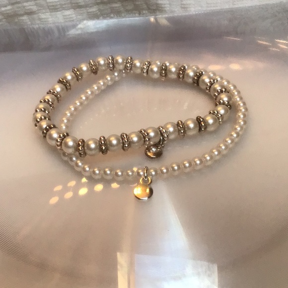 Beautiful duo pearl stretch bracelets - Picture 3 of 3
